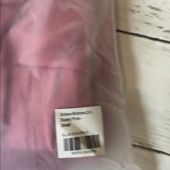 Gymshark solace bottoms 2.0 dusky pink small NWT - Picture 7 of 7